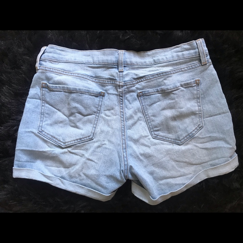 Old Navy Jean shorts - Picture 2 of 3